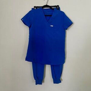 Figs blue scrub set
